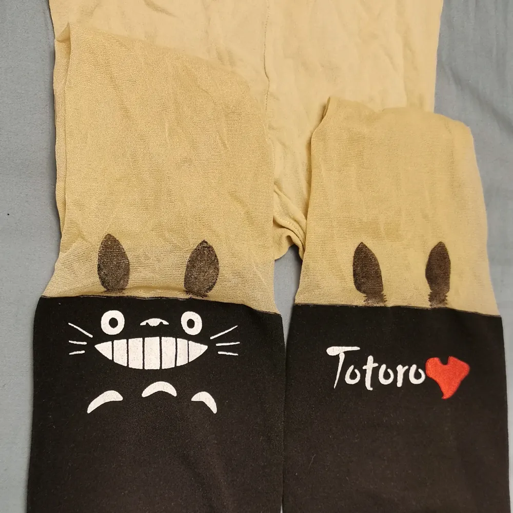 Söta tights med Totoro-motiv!🌸 XS. Övrigt.
