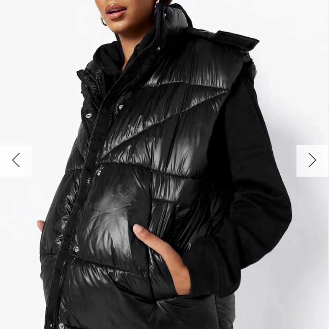 Väst med luva 36 - 90