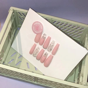 Lösnaglar  - Lösnaglar 90kr ink💕