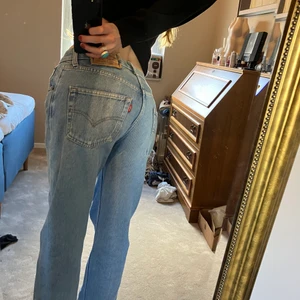 Piss snygga Levis jenas 501 - Bra skick, vintage. 