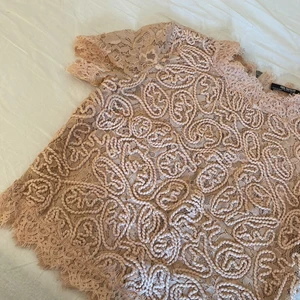 Topp från Zara  - Söt topp från zara 