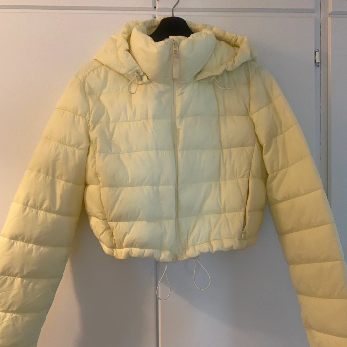 Cropped vårjacka från zara 