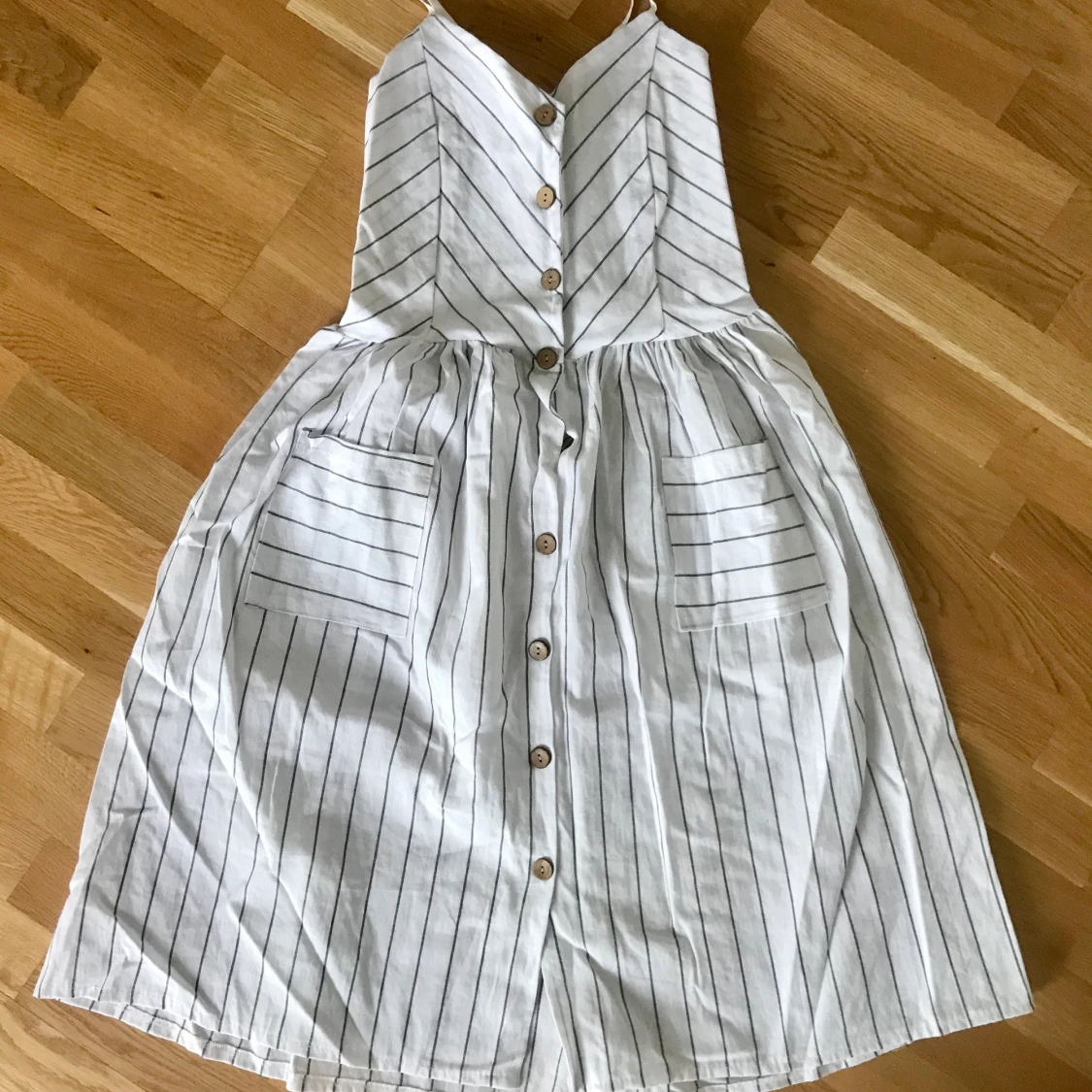 Sommar klänning 38-40, bomull, helt ny!  - 90