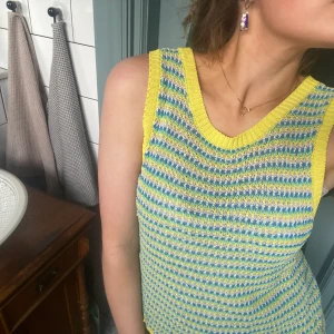 Topp - Jättefin trendig blus från mango, i bra skick 