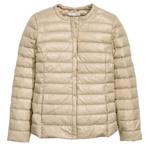 Beige dunjacka, Hm - Så fin jacka från HM! Slutsåld på hemsidan. (Liten i storleken) 
