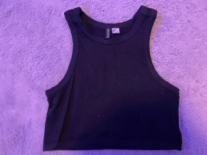Linne - Svart croptop linne från H&M