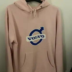 Volvo hoodie oanvänd:)