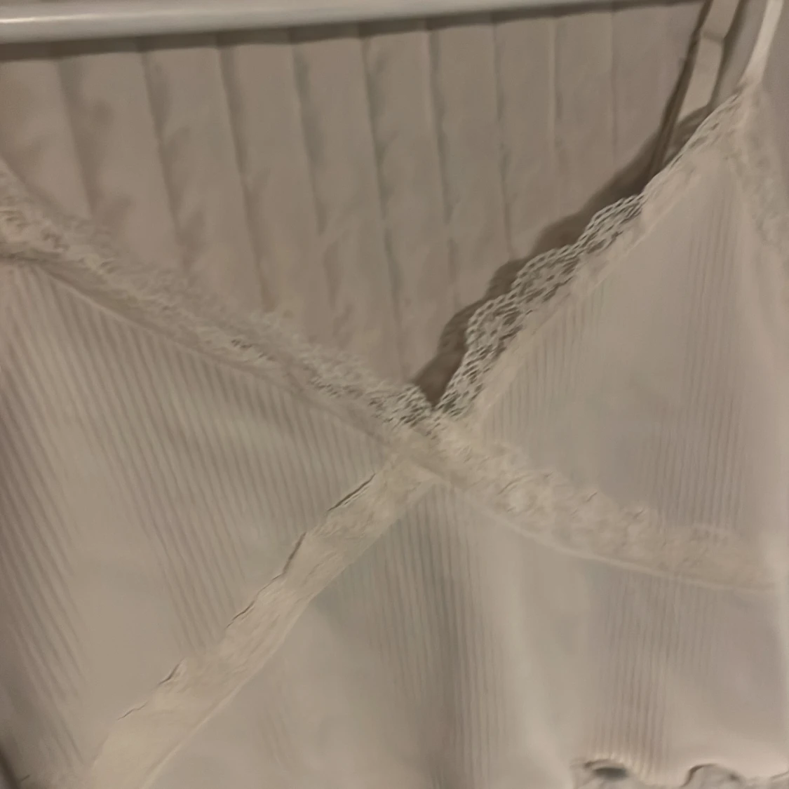 Vit spets topp☠️ M - 91