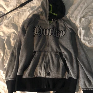 Hurley vintage zip up  - new condition doesnt sell anymore  