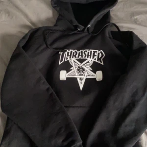Thrasher Hoodie - Storlek S | skick 10/10 | skriv dm om du har några övriga frågor.