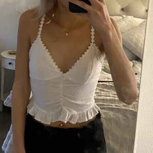 Topp zara - En slutsåld topp köpt på zara. Aldrig använd.