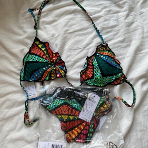 Oanvänd bikini  - Helt oanvänd bikini pga för liten Passar XS/S Möts i Stockholmsområdet, vill du ha din vara skickad får du stå för frakten själv!