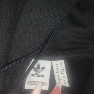 Adidas magtröja  - Jättemysig, använd fåtal gånger. Ord pris: 800 💕
