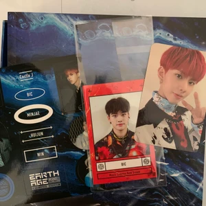 Mcnd earth age blue ver  - Kommer med Alla inclutions!  •pc •stickers •bookmark  