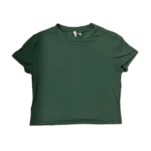 tshirt - tshirt från h&m.
