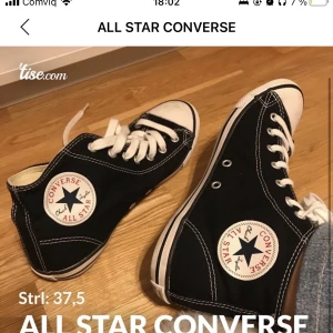 SVARTA ALL STAR CONVERSE   - Svarta medelhöga converse funkar för strl 37 och även 38!