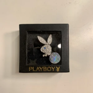 Playboy ring - Säljer denna fina ring från Playboy!🤩 aldrig använd
