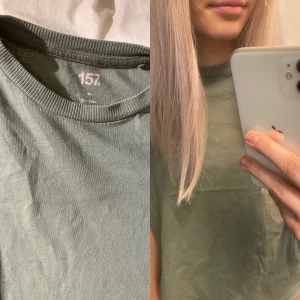 Grön T-shirt  - Grön T-shirt i storlek M