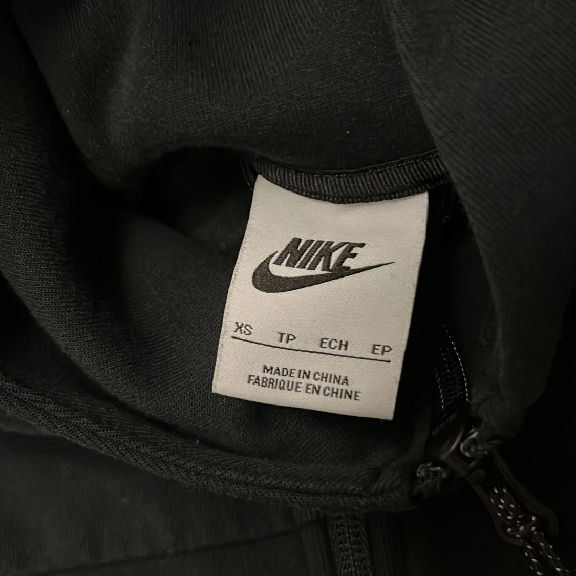 Nike tech kofta - 90