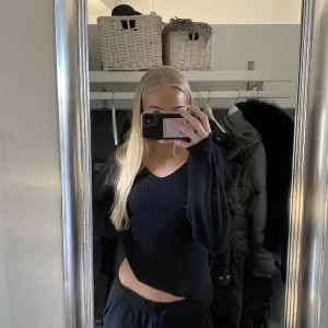 Threadbare tröja - En jätte fin tröja från asos, i märket threadbare!! Används inte längre! Kontakta vid intresse 