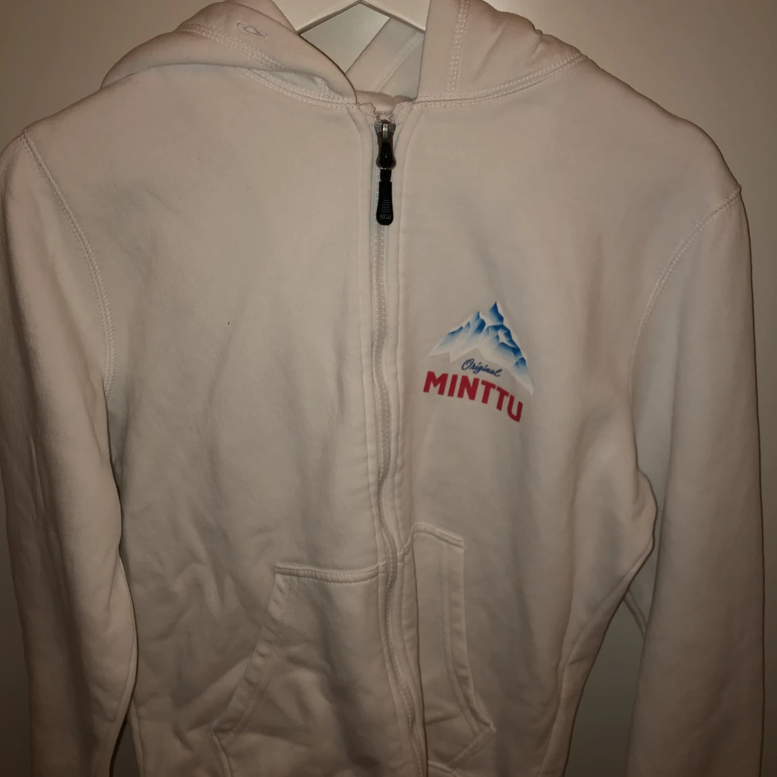 Mintuu tröja säljes  - 90