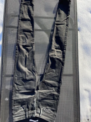 Jeans - Mycket fina, flera bilder kan skickas om så önskas