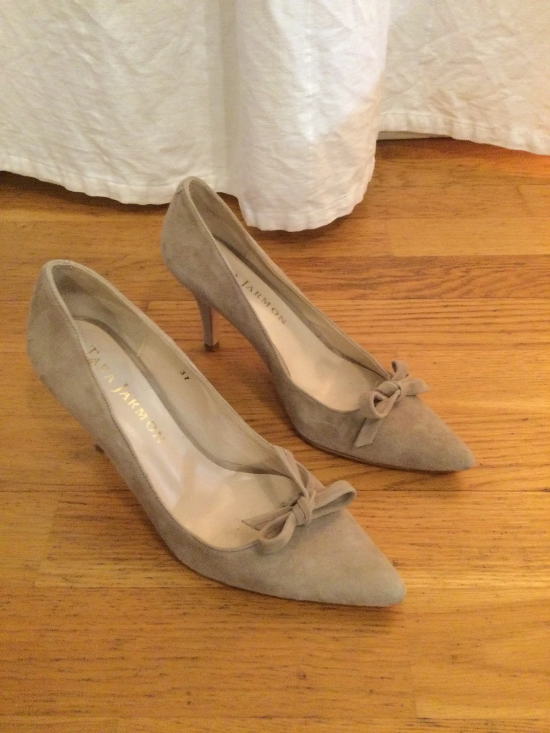 Tara Jarmons pumps. Stl 37