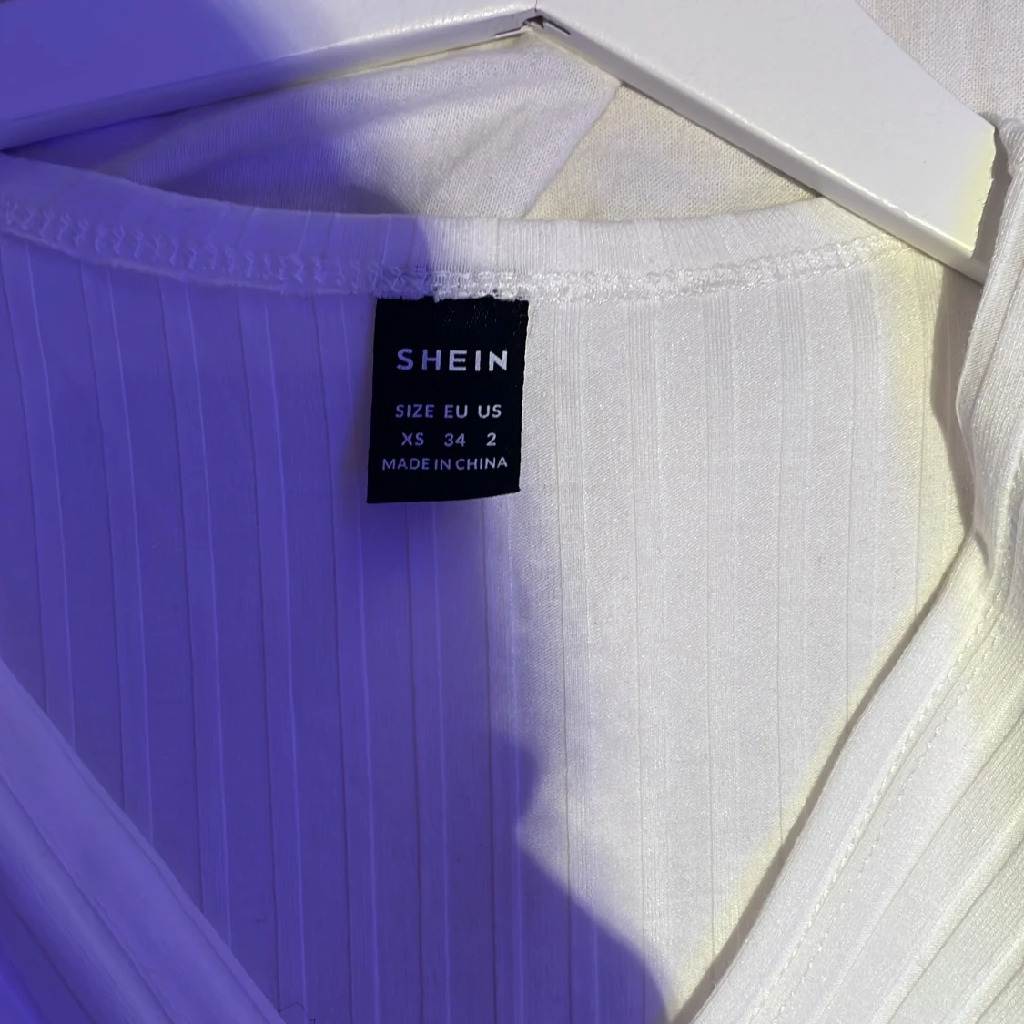 Shein vit tröja  - 90