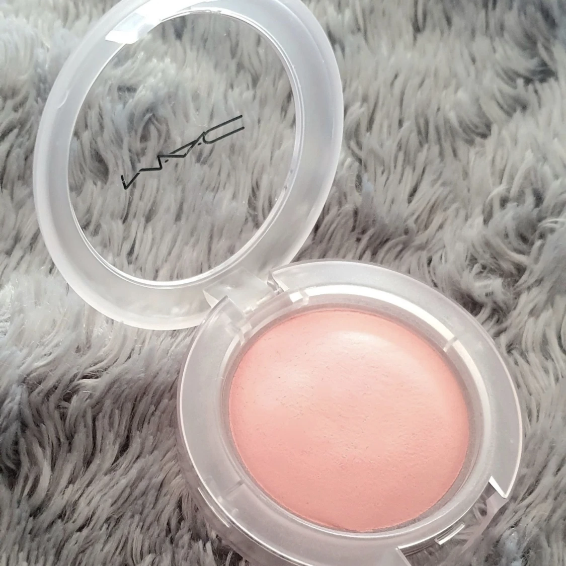 Mac Glow Play Blush 'Cheeky Devil' - 91