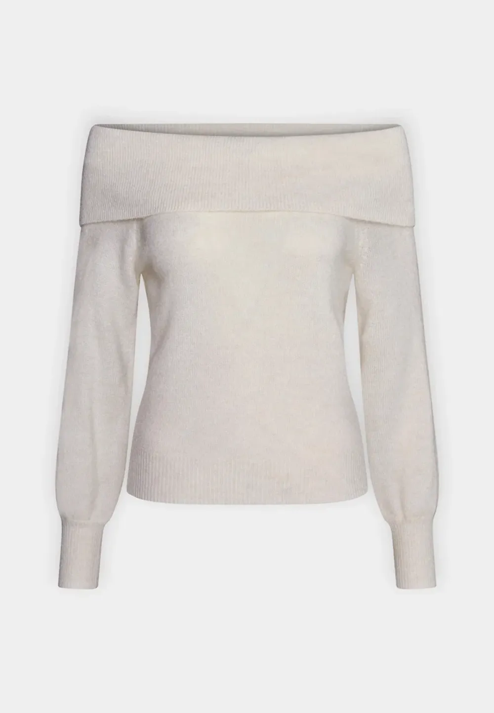 En superfin beige off shoulder pullover från Vero Moda som använts fåtal gånger 💕pris går att diskutera och ställ gärna frågor om det är något du undrar över💕. Tröjor & Koftor.