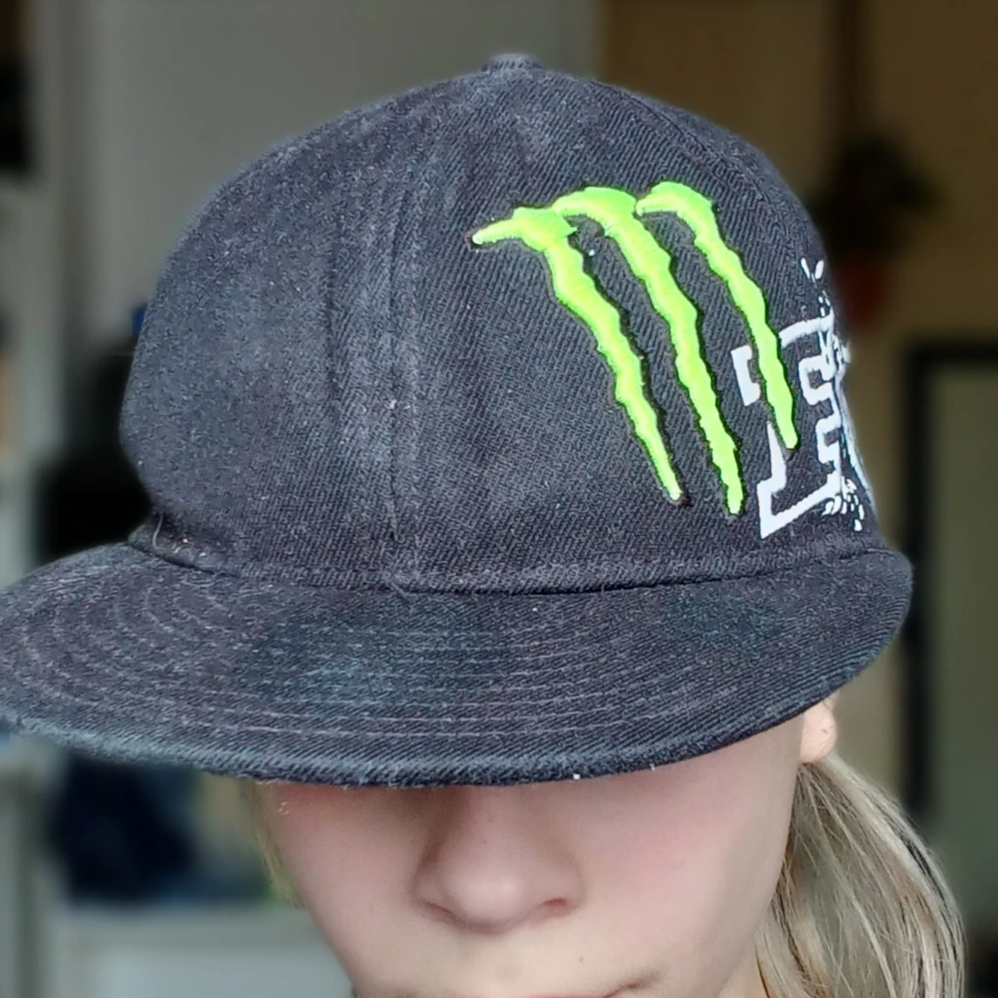 Monsterenergi keps tryck inte köp nu 