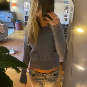 Hunkydory tröja  - Supersnygg tröja från Hunkydory, nypris 1500kr. Älskar denna tröja sååå mycket och jättecoola fickor<3