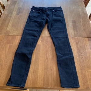 Jack o jones jeans - Storlek 30-32