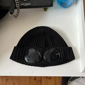 CP company mössa - Nypris 1000