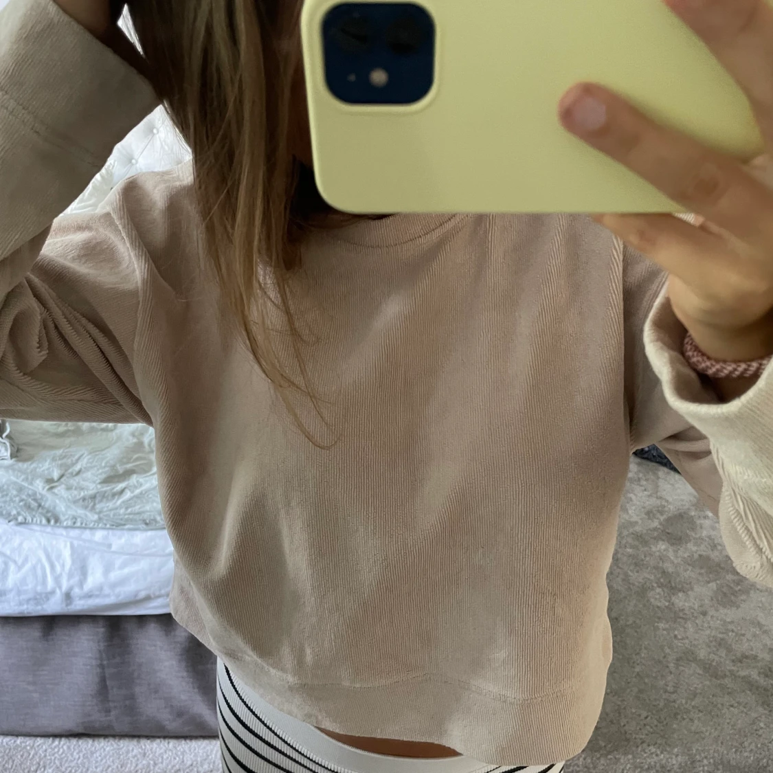Beige tröja zara