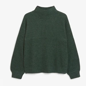 Stickad tröja  - Säljer min jätte fina stickade tröja, då den inte kommer till användning längre:( Jätte bra skick då den endast är använd ett fåtal gånger 