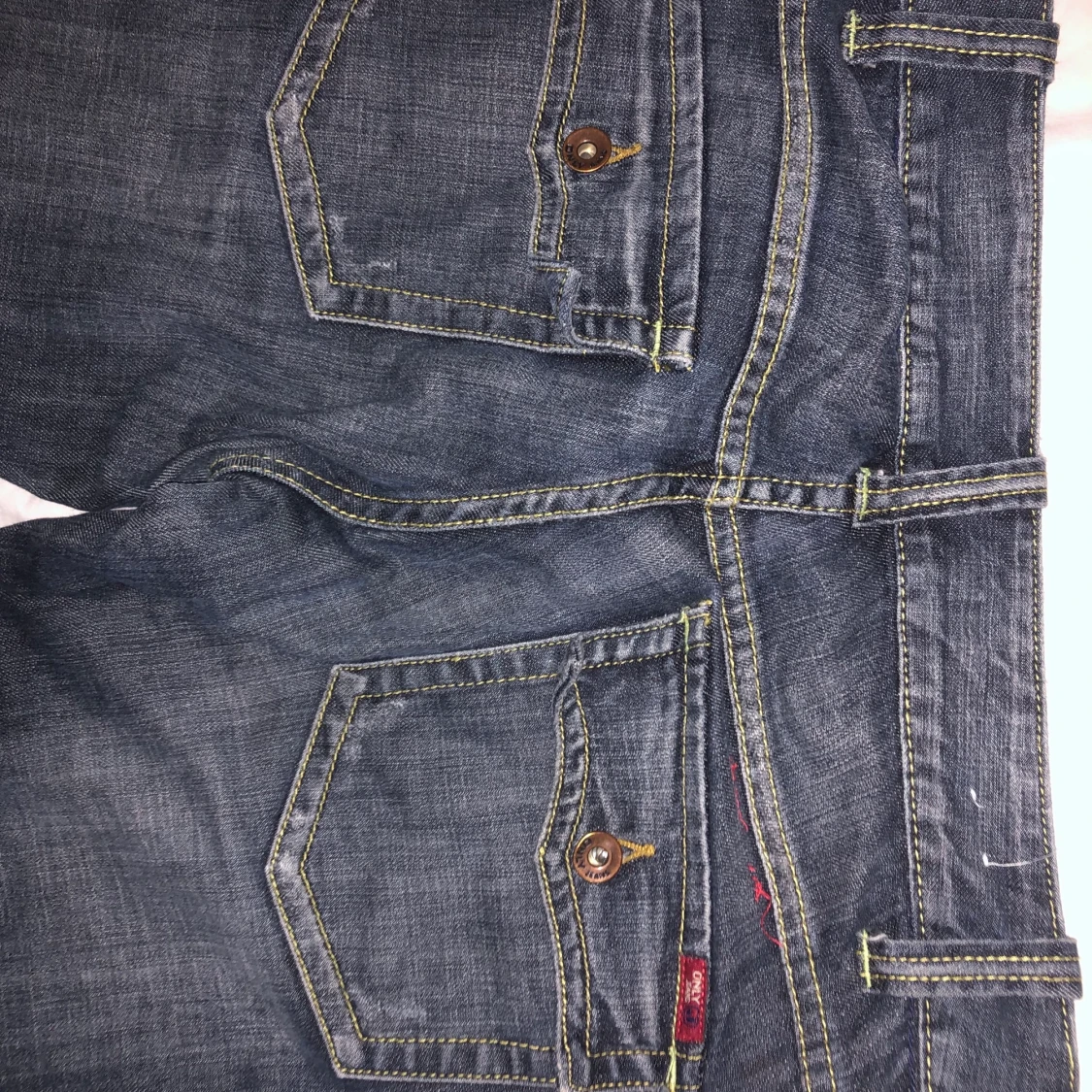 Low waist only jeans