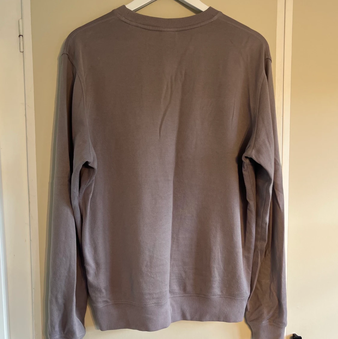 No nationality long sleeve - 90