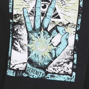 Jätte cool hoodie - En jätte snygg hoodie med ett coolt tryck på. Använder alldrig därför säljs den. Knappt använd och i nyskick. Om ni har frågor är de bara att kontakta mig❤️