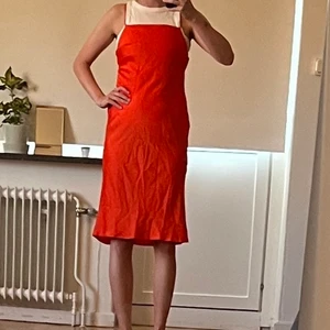 Klänning - Slipdress använd en gång.