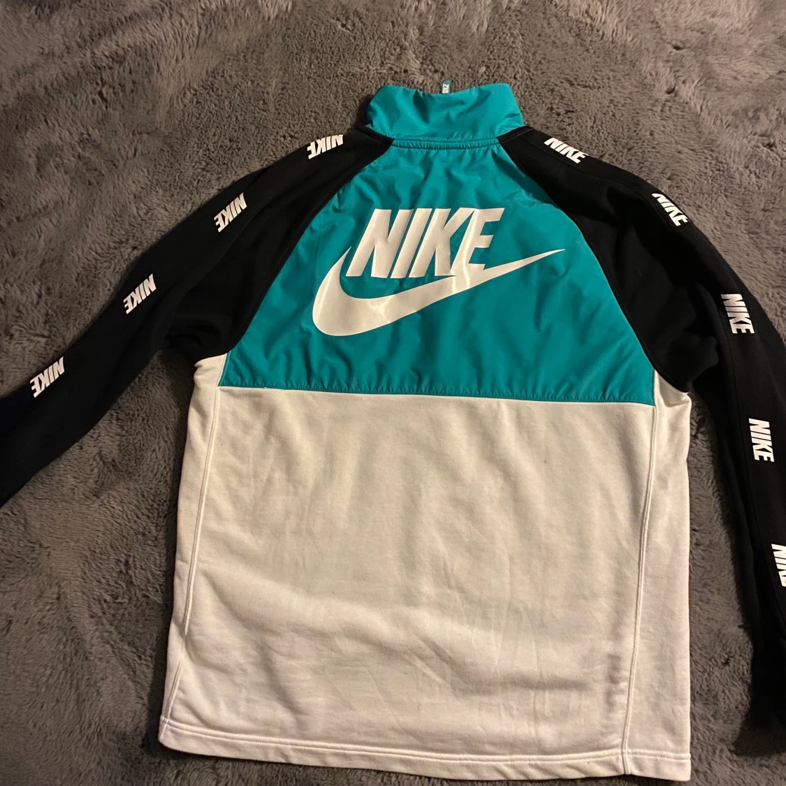 Nike zip tröja - 90