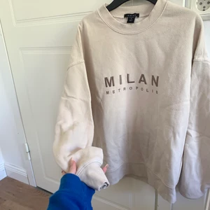 Sweatshirt - Beige Collegetröja☺️