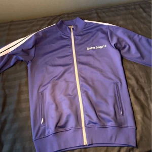 Palm Angels Zip Up Purple - Använd endast 1 gång Storlek M  Mitt pris 1000kr