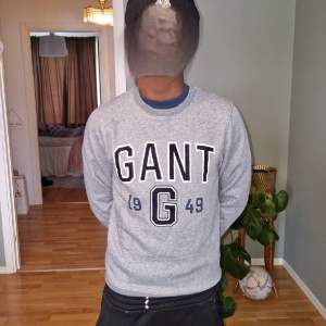 Gant tröja till salu. Gant tröjan är i nyskick och knappt använd. Skriv om intresserad.