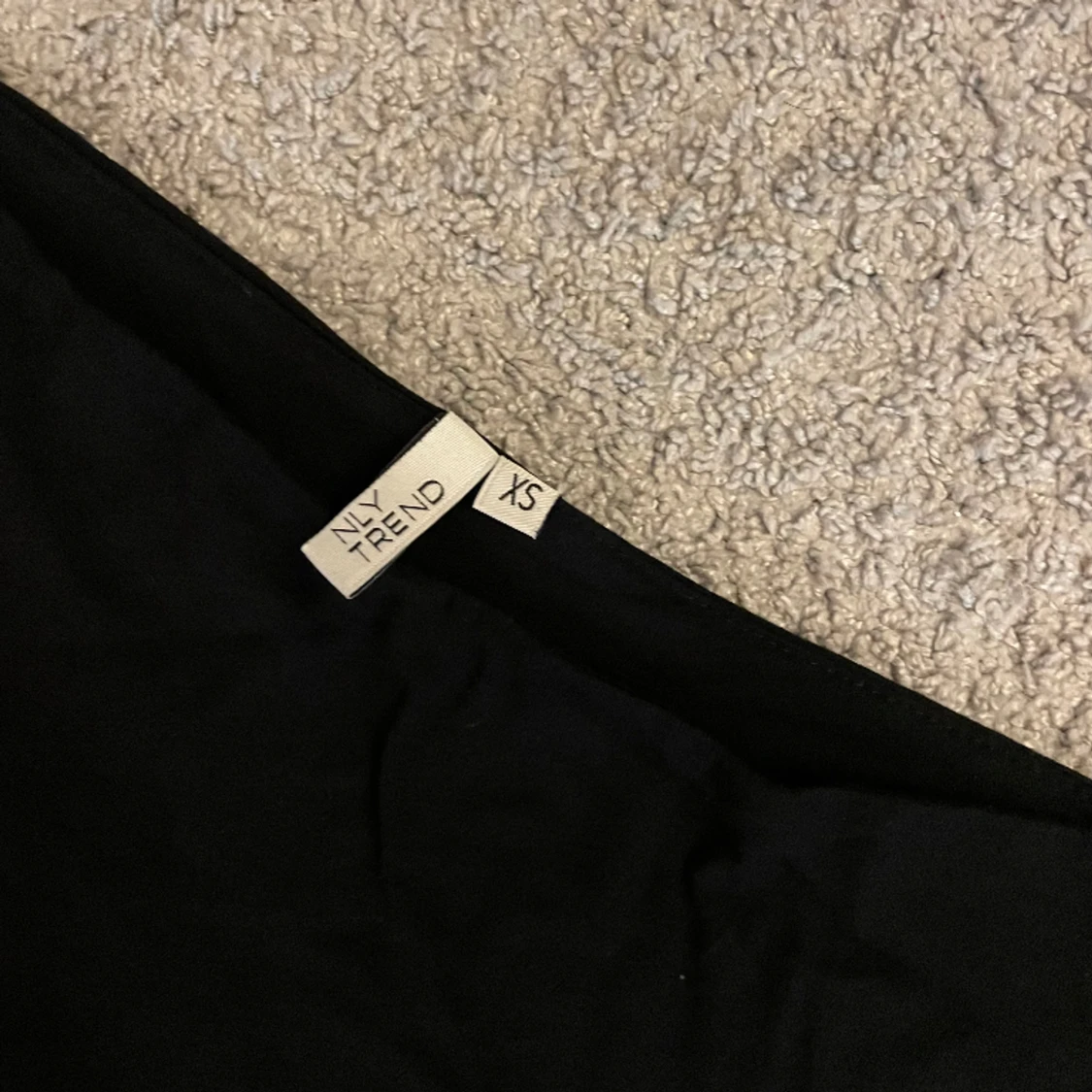 Svart långärmad - 91