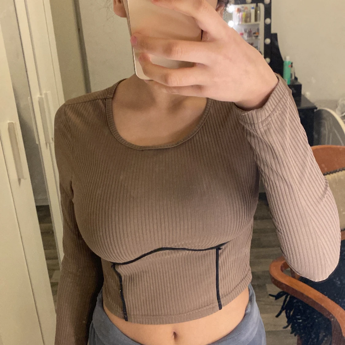 Fin långarmad kort tröja  - 91