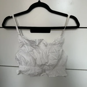 Topp - Vit gullig topp