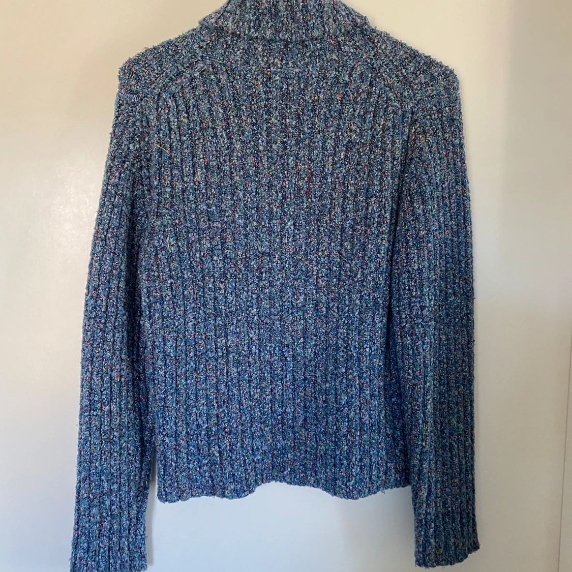 Blå stickad tröja  - 90