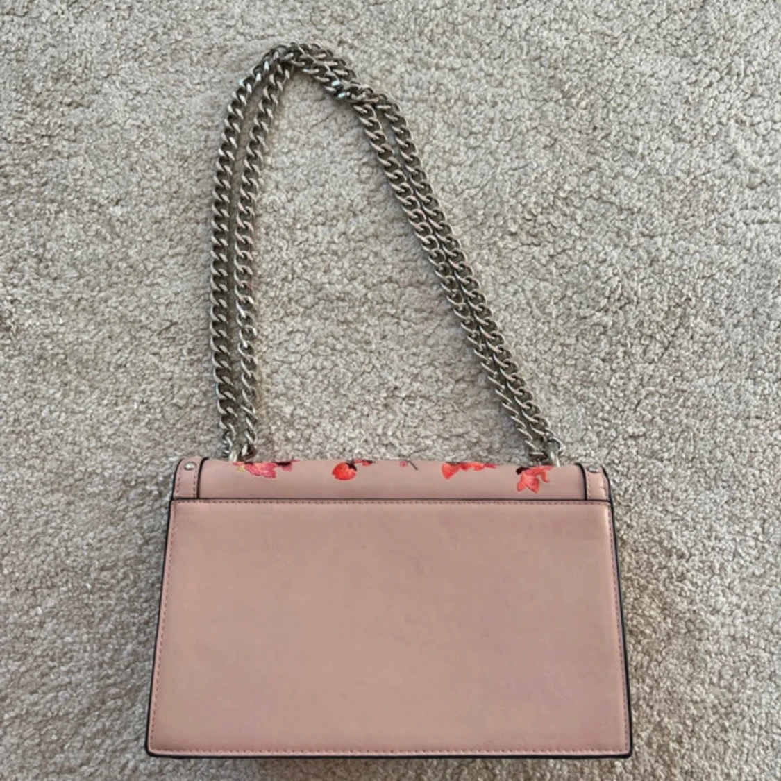 Blommig rosa väska- Mango - 90