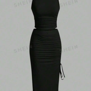  SHEIN  - Ett sätt med kjol och t-shirt inte använd 